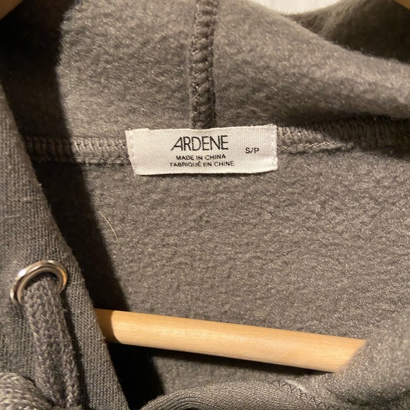 Ardene Hoodie with Design on Back - Picture 4 of 5